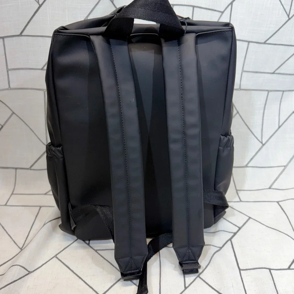 Hunter Original Topclip Backpack NWT One Size Black Rubberized Water Resistant‎